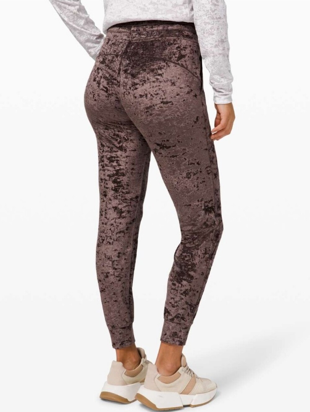 🍋 LULULEMON Ready To Crush Crushed Velvet Jogger In French Press SZ 6 GUC